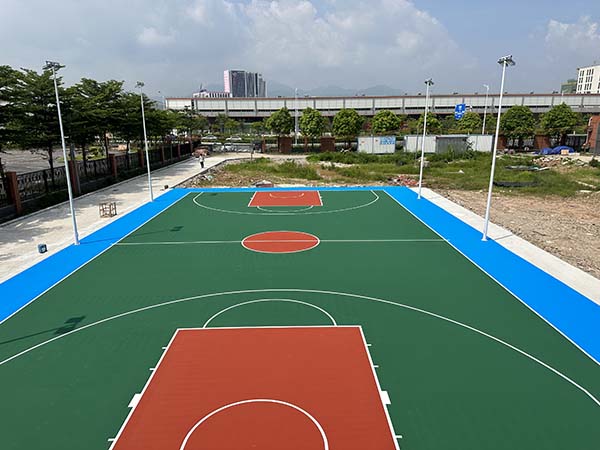 广东夏季高温施工球场地坪漆注意事项