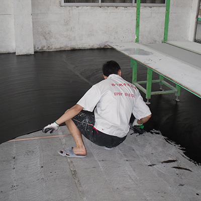 防静电中涂层施工