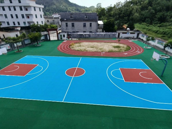 逐光筑操场，大爱润乡校｜信宜罗汉小学运动场公益改造项目圆满验收