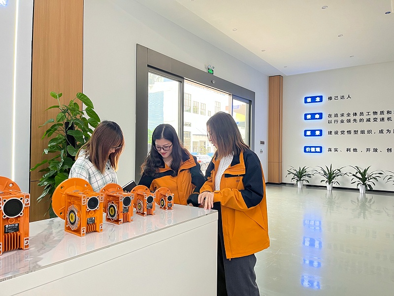 佛山地坪漆厂家