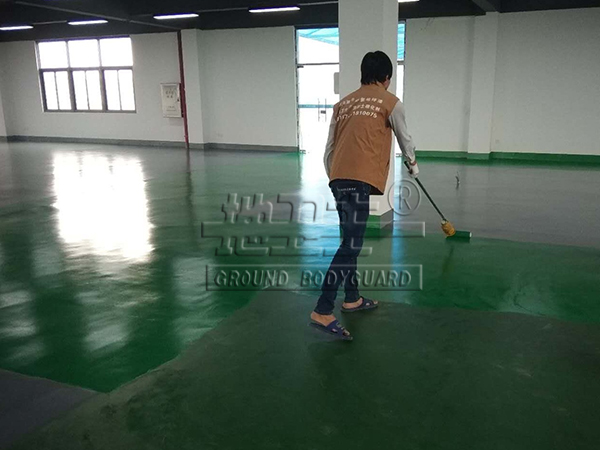 地坪漆施工,地坪施工工程,地卫士地坪,佛山地坪漆施工,高耐磨止滑地坪