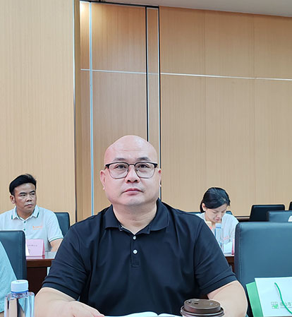 8ce65b522a966d779621