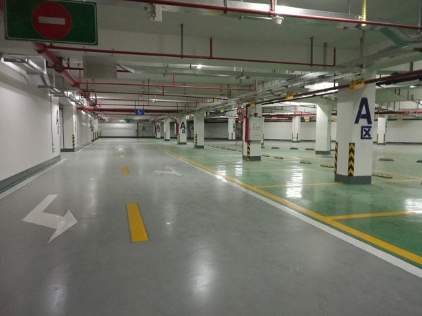 地下车库地面升级，可选高耐磨静音止滑地坪漆