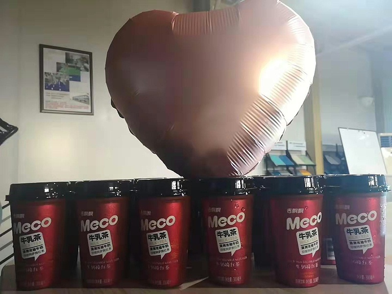 生日会,共同奋斗,地卫士地坪,佛山地坪漆公司,庆祝生日,佛山固化剂地坪,地坪漆,地板漆公司