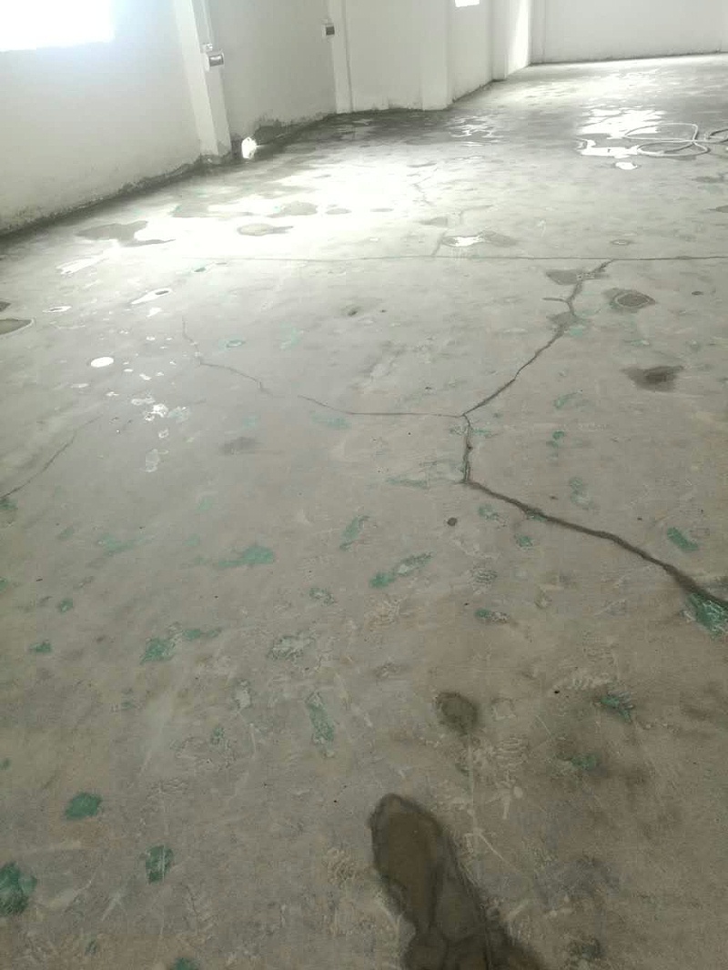 混凝土地面开裂,预防混凝土地面开裂,地面开裂,地卫士地坪,佛山固化剂地坪